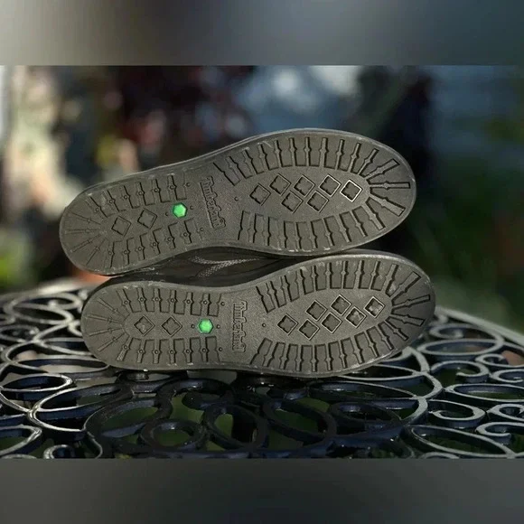 Timberland — Black Dausette Sneaker Boots - Picture 6 of 6